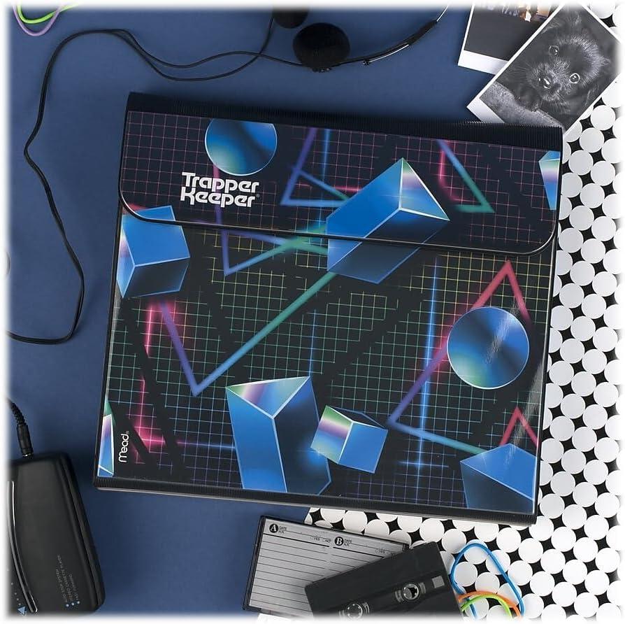 imageMead Trapper Keeper Binder Retro Design 1 Inch Binder with Folders and Pockets Holds 812quot x 11quot Paper Shapes 260038CQ1ECMShapes
